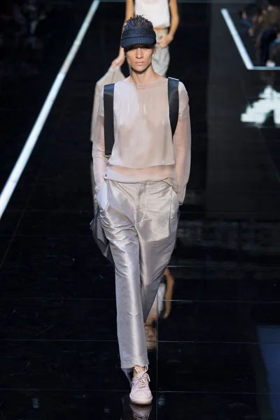 Look 38